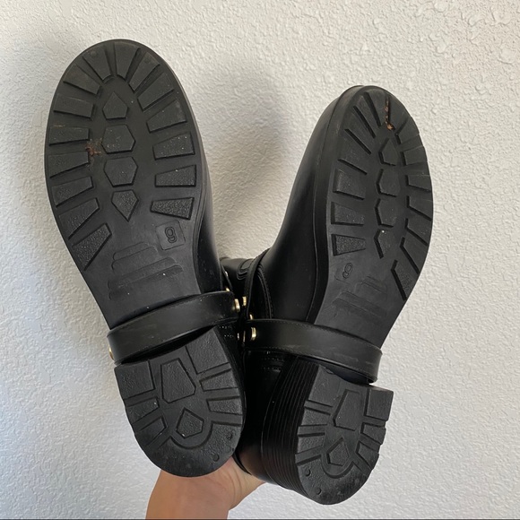 Cute black boots - Picture 7 of 10